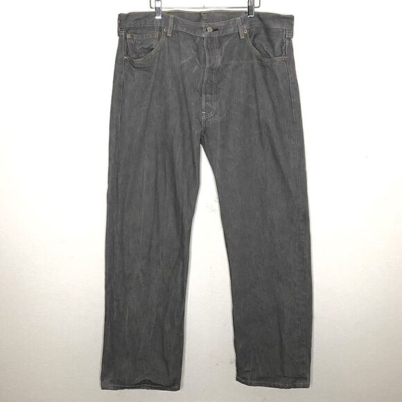 Levi's Mens 501 Jeans Size 42 x 32 Straight Leg Gray Denim 100% Cotton - Picture 1 of 8